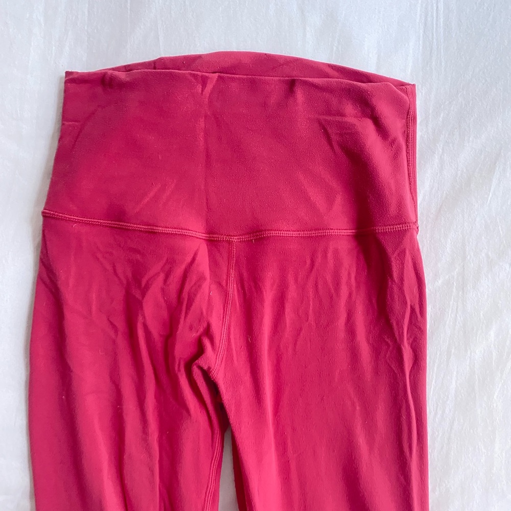 Lulu Lemon Aligns 28in